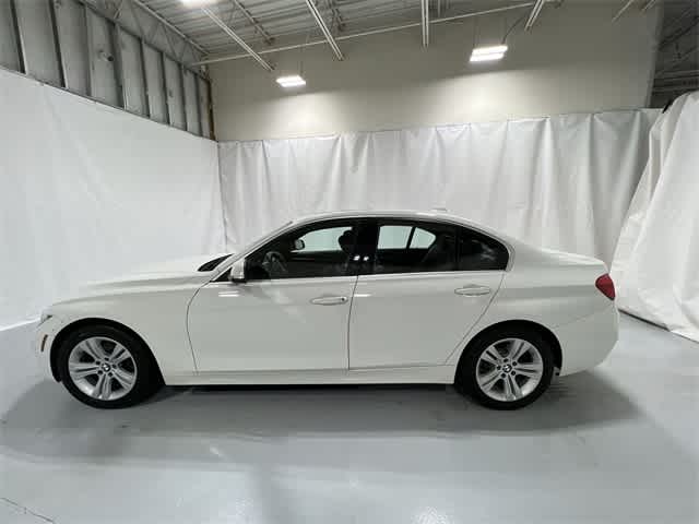 Thumbnail: 2018 BMW 3 Series - 11