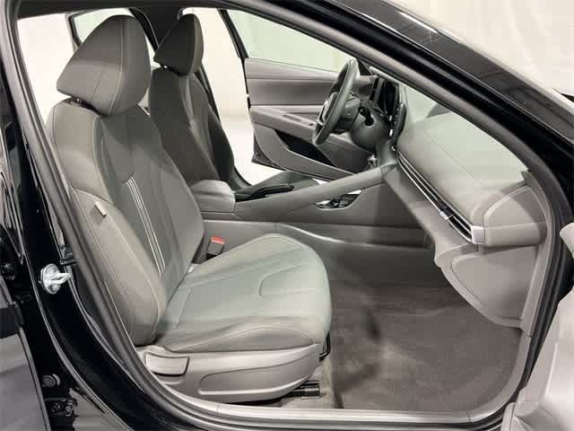 Thumbnail: 2023 Hyundai Elantra - 25