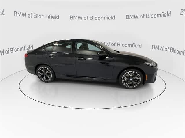 Thumbnail: 2025 BMW 2 Series - 9