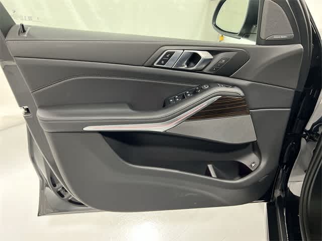 Thumbnail: 2026 BMW X5 - 35