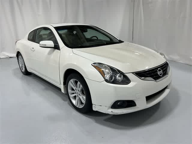 Thumbnail: 2010 Nissan Altima - 15