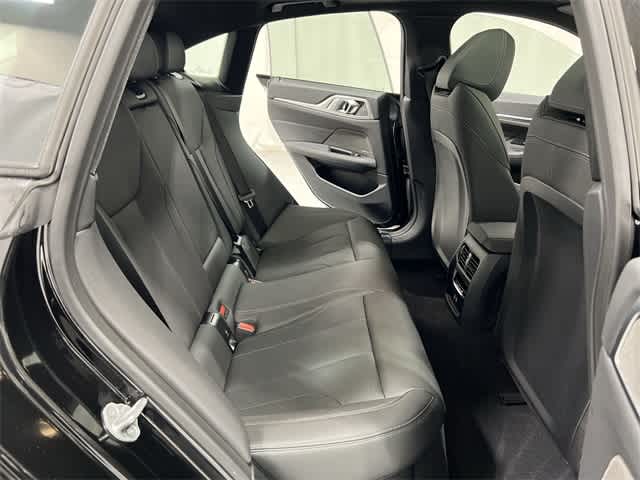 Thumbnail: 2025 BMW i4 - 25