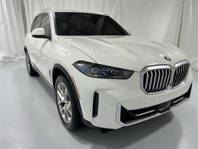 Thumbnail: 2024 BMW X5 - 15