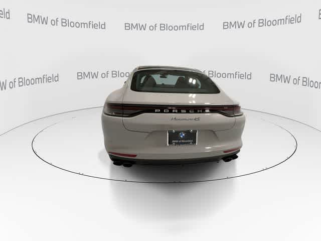Thumbnail: 2022 Porsche Panamera - 7