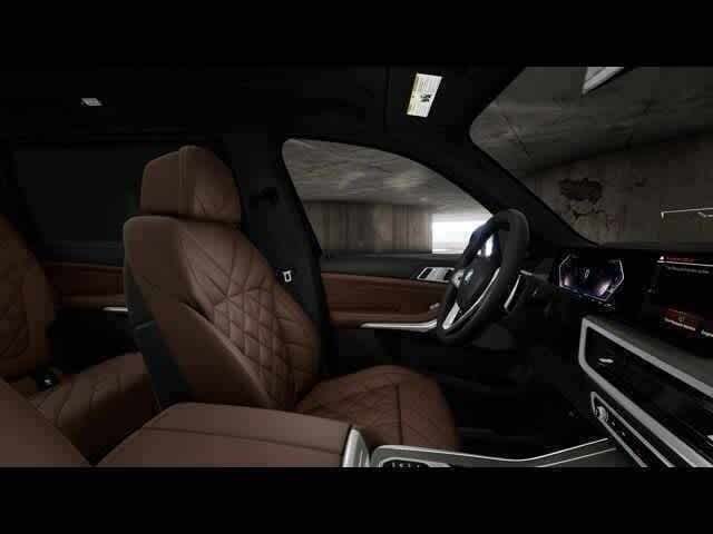 Thumbnail: 2025 BMW X7 - 9