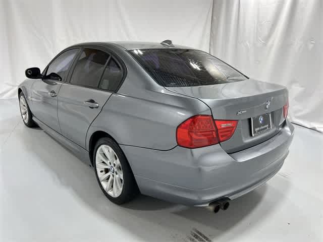 Thumbnail: 2011 BMW 3 Series - 12