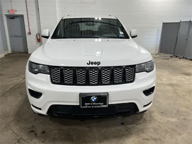 Thumbnail: 2017 Jeep Grand Cherokee - 17