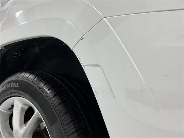 Thumbnail: 2015 Jeep Grand Cherokee - 36