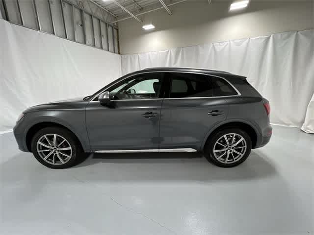 Thumbnail: 2022 Audi SQ5 - 11