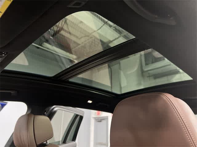 Thumbnail: 2025 BMW X7 - 23