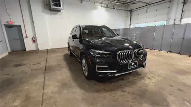 Thumbnail: 2023 BMW X5 - 2
