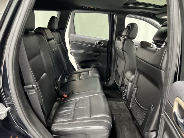 Thumbnail: 2015 Jeep Grand Cherokee - 25