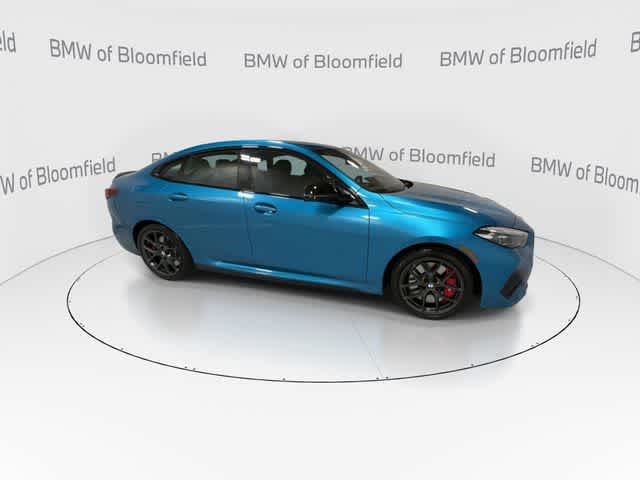 Thumbnail: 2024 BMW 2 Series - 9