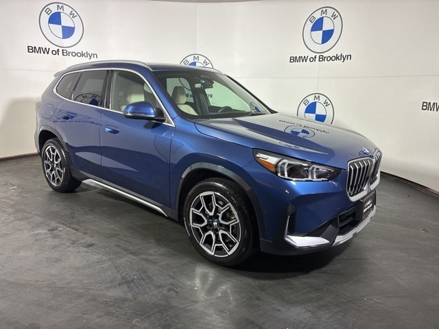 2025 BMW X1 28i's photo