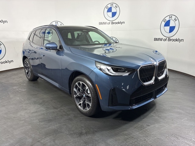 2026 BMW X3 30's photo