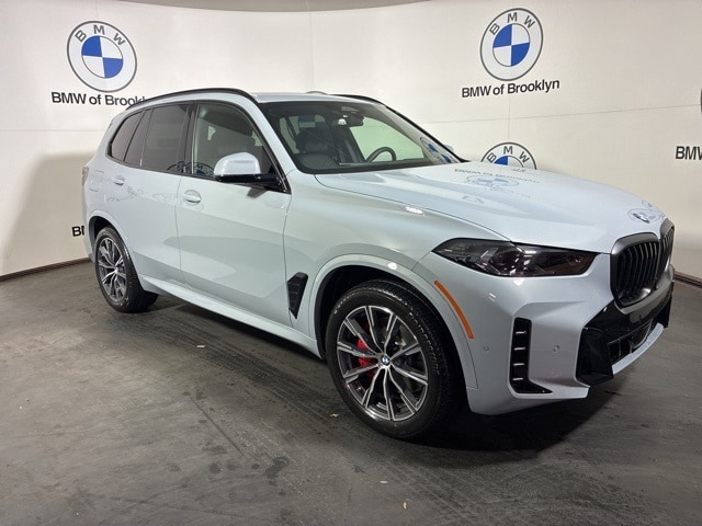 2026 BMW X5 40i's photo