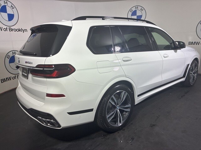 2026 Bmw X7 M60i photo 3