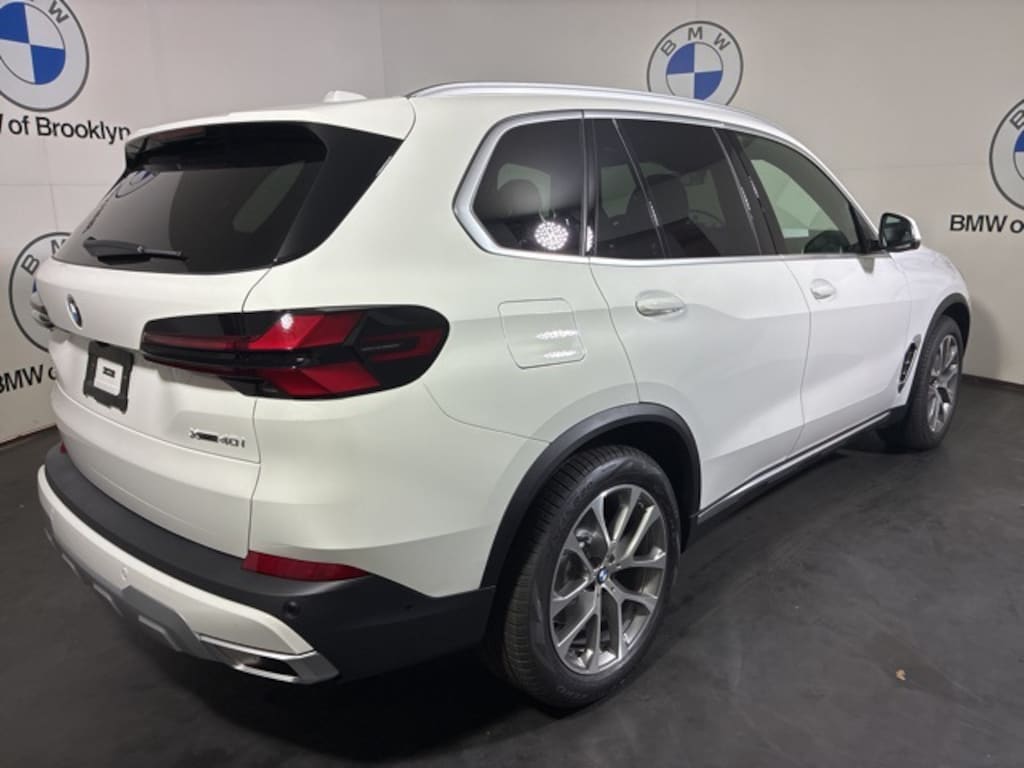 New 2026 BMW X5 xDrive40i SUV