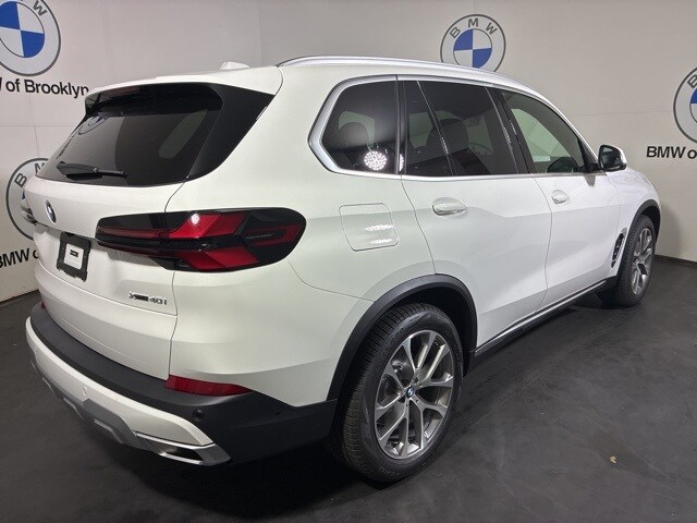 2026 Bmw X5 xDrive40i photo 2