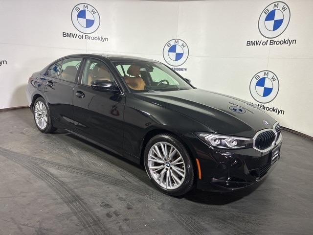 2023 BMW 330i Sedan 