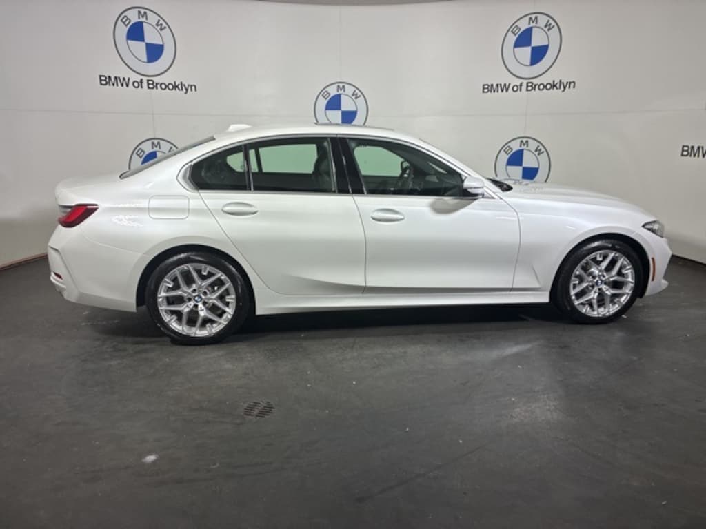 New 2026 BMW 330i xDrive Sedan
