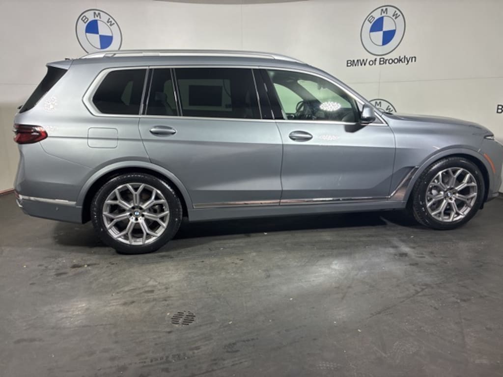 New 2026 BMW X7 xDrive40i SUV