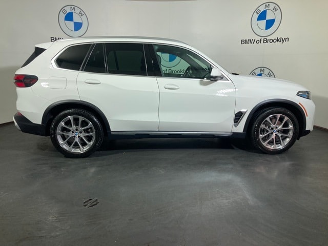 Used 2024 BMW X5 40i with VIN 5UX23EU0XR9T88790 for sale in Brooklyn, NY