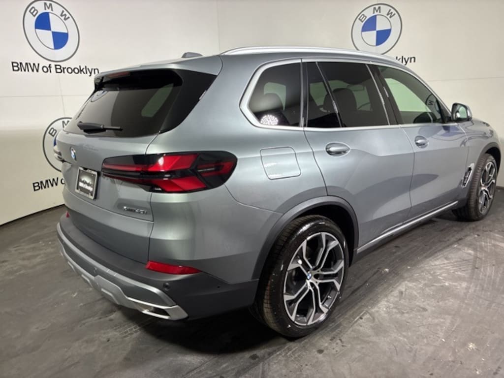 New 2026 BMW X5 xDrive40i SUV