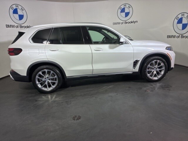 2026 Bmw X5 xDrive40i photo 2