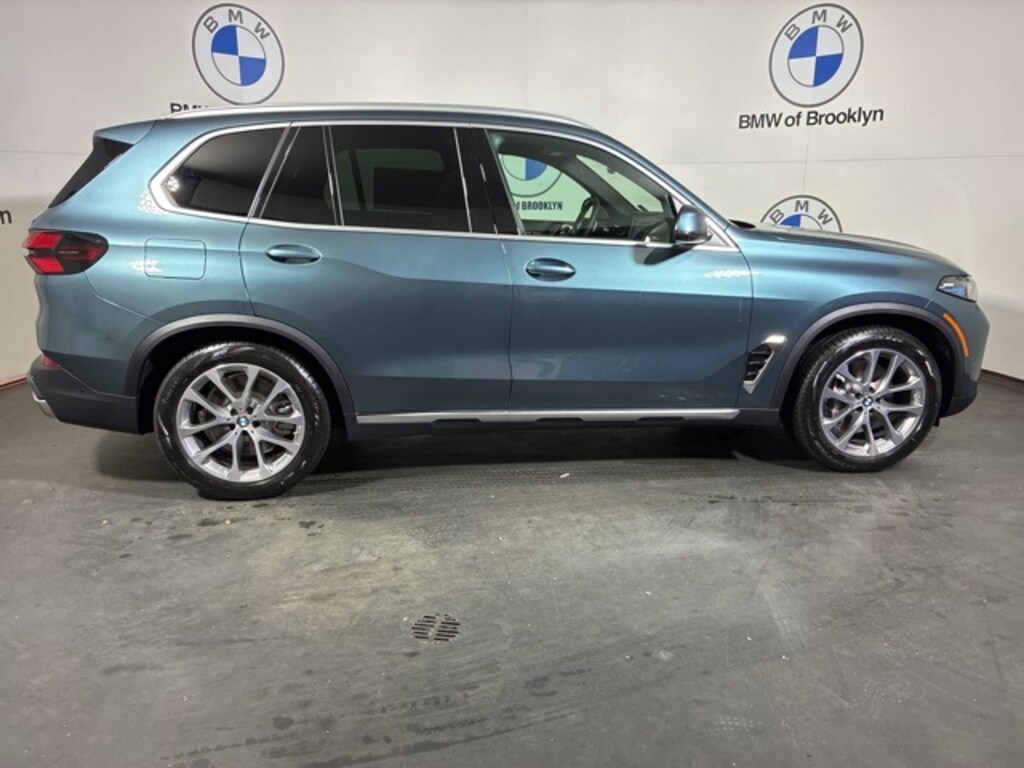New 2026 BMW X5 PHEV xDrive50e SUV