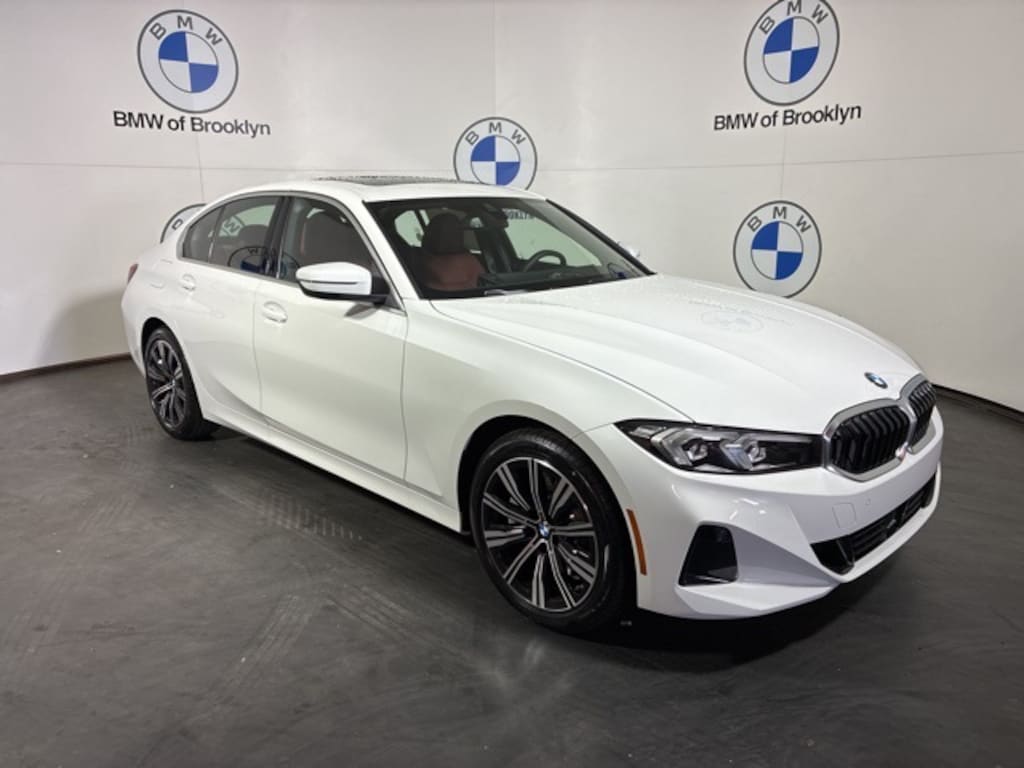 New 2026 BMW 330i xDrive Sedan