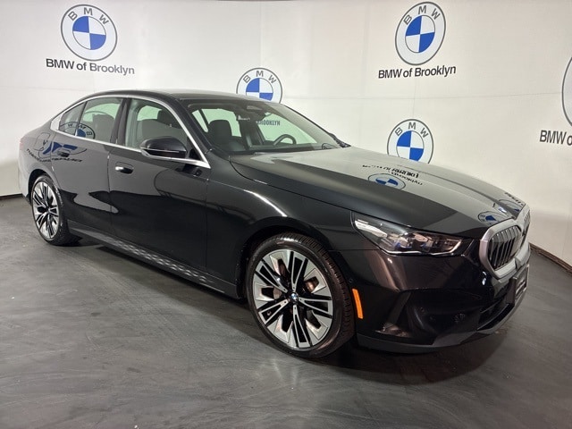 2025 BMW 530i Sedan 