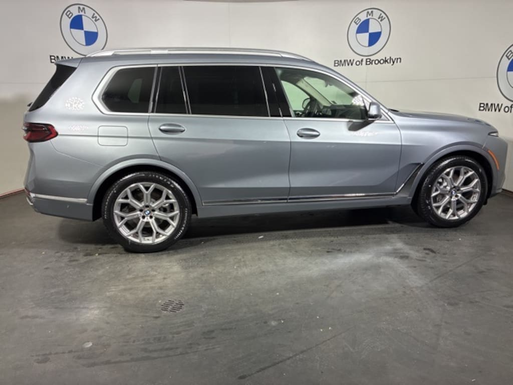 New 2026 BMW X7 xDrive40i SUV