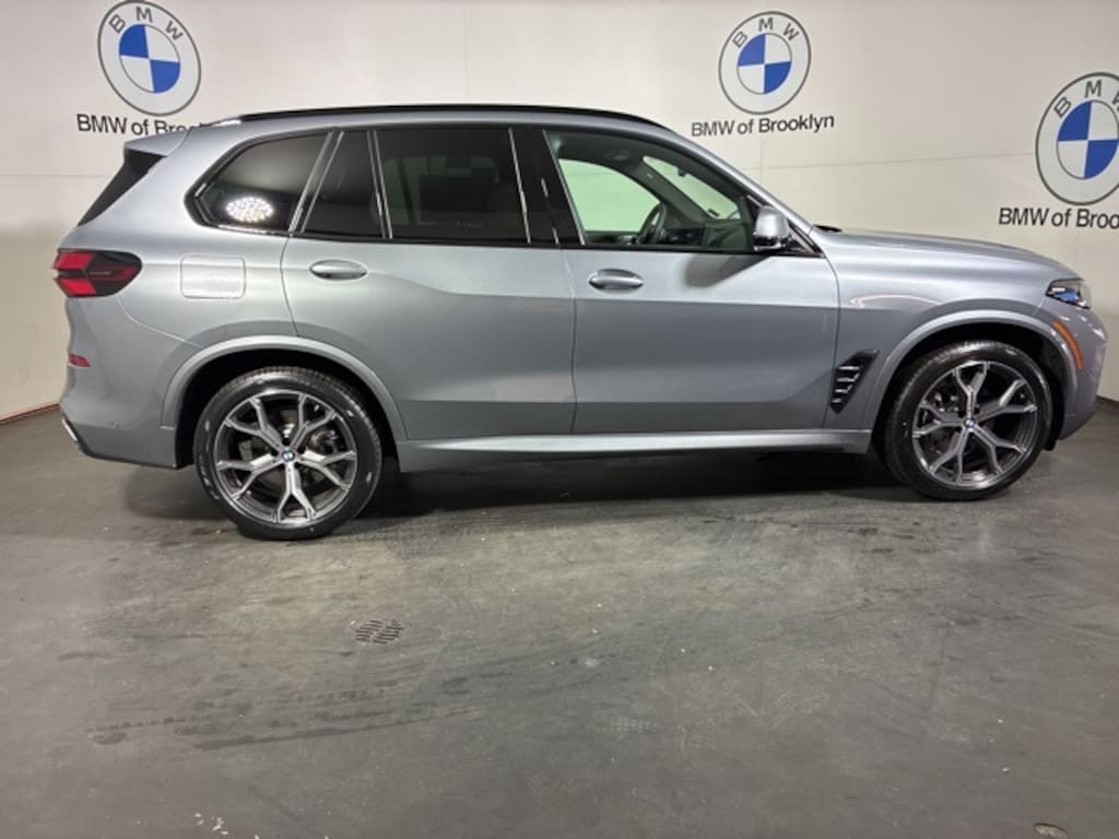 New 2026 BMW X5 xDrive40i SUV