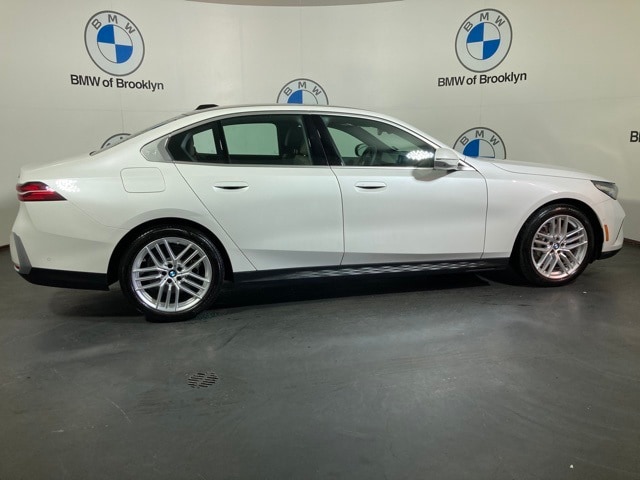 Used 2024 BMW 5 Series 530i with VIN WBA53FJ0XRCP95131 for sale in Brooklyn, NY