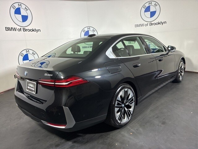 2025 Bmw 530i xDrive photo 2