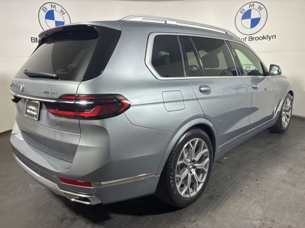 New 2026 BMW X7 xDrive40i SUV