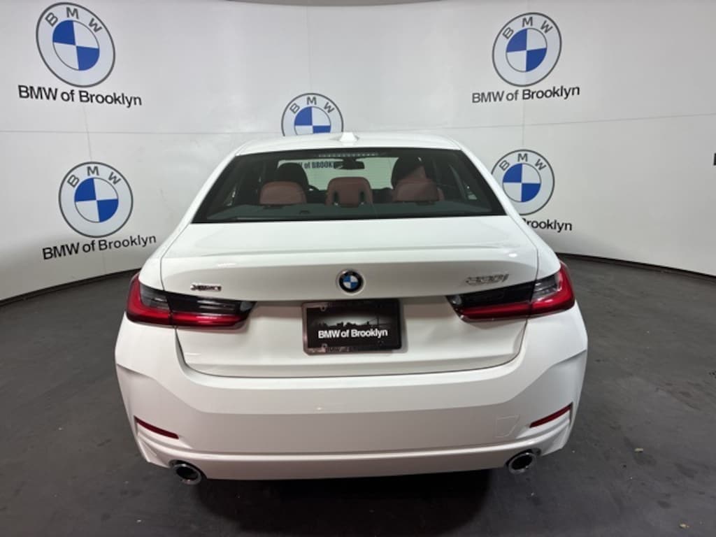 New 2026 BMW 330i xDrive Sedan