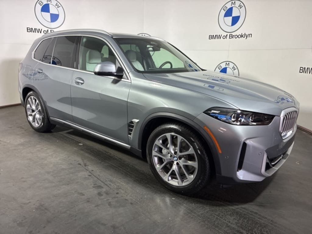 New 2026 BMW X5 PHEV xDrive50e SUV