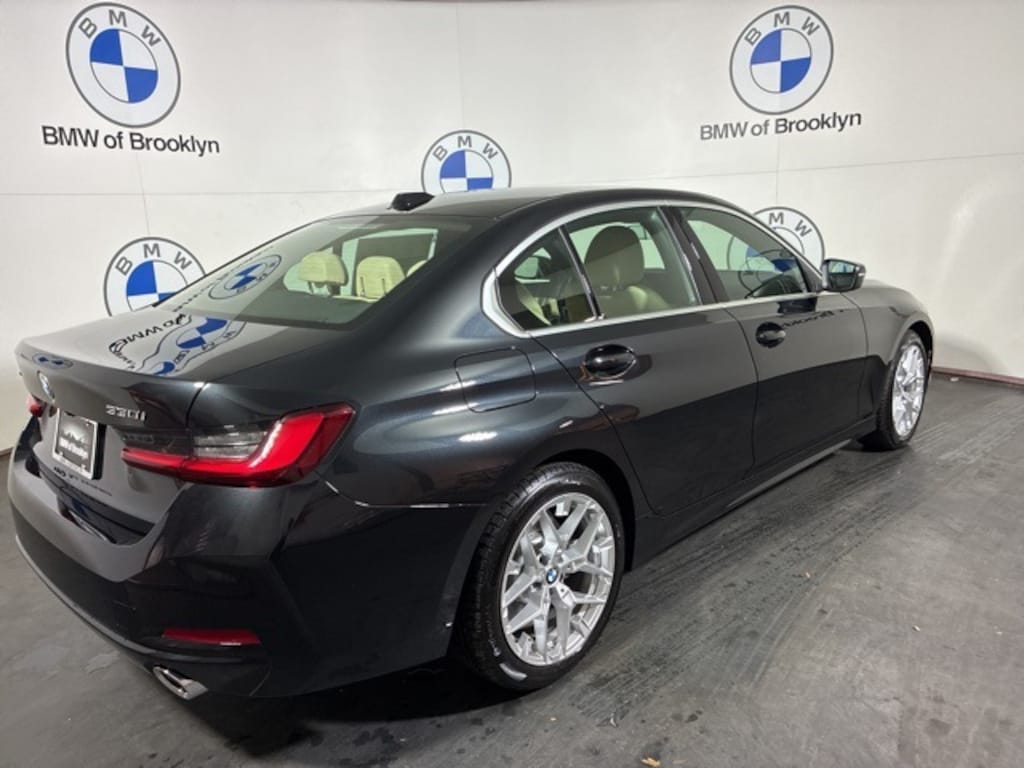 New 2026 BMW 330i xDrive Sedan