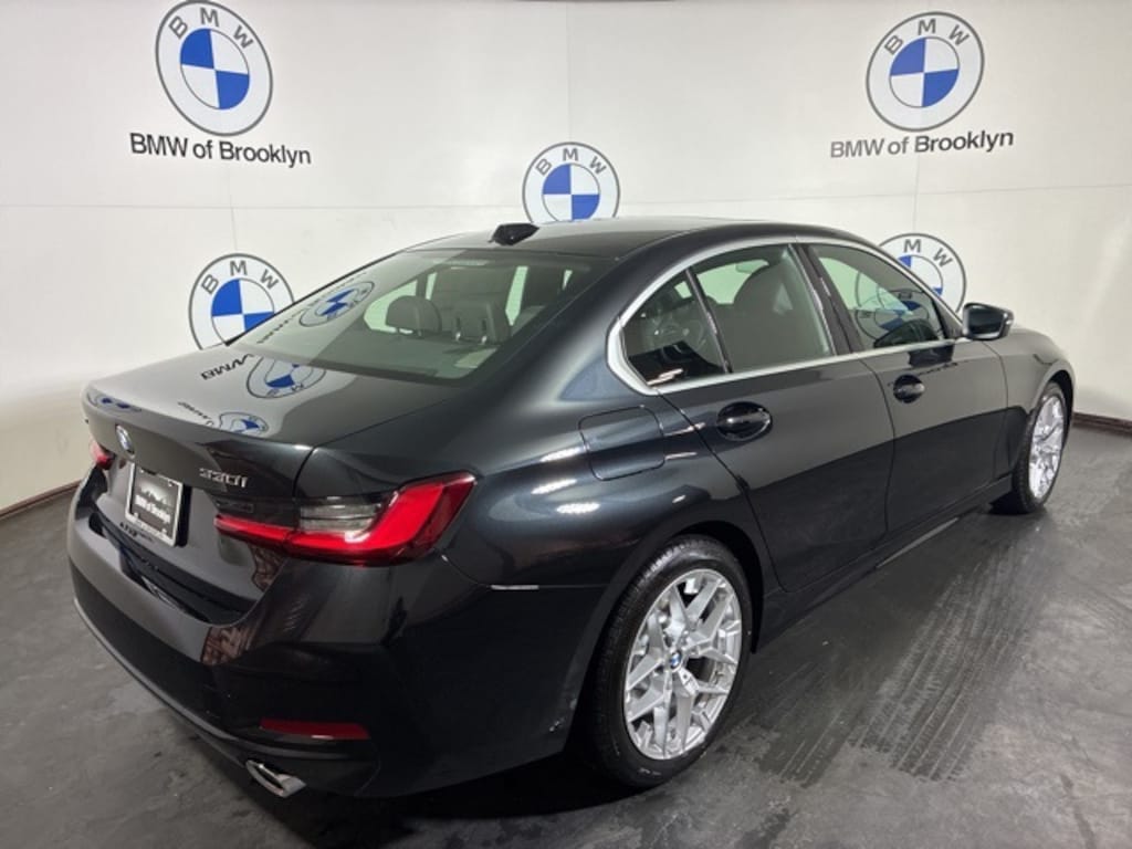 New 2026 BMW 330i xDrive Sedan