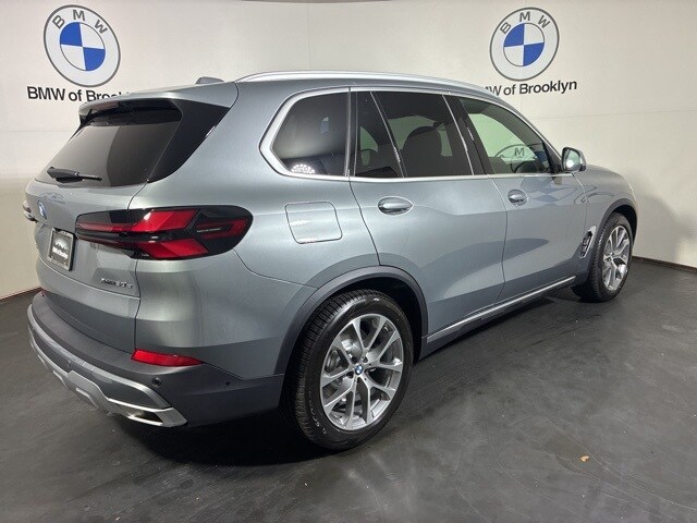 2026 Bmw X5 xDrive50e photo 3