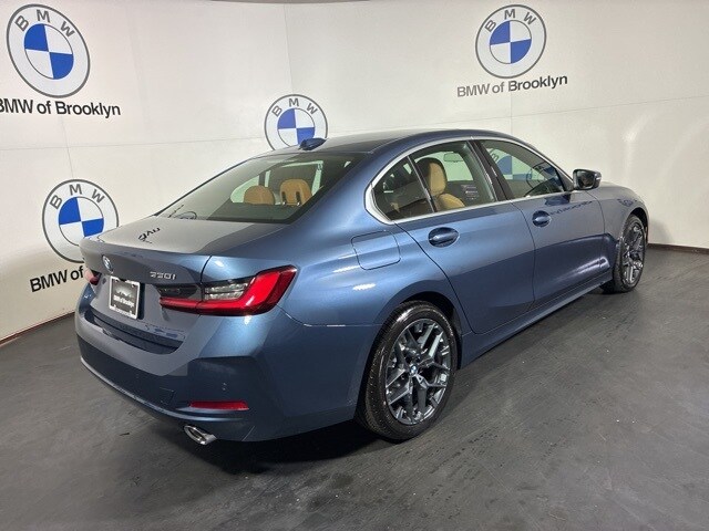 2025 Bmw 330i xDrive Sedan photo 3