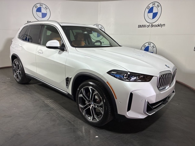 2026 BMW X5 40i's photo