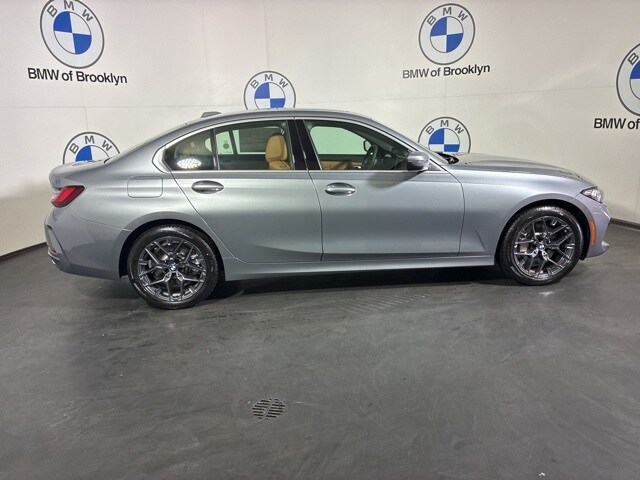 2025 Bmw 330i xDrive Sedan photo 2