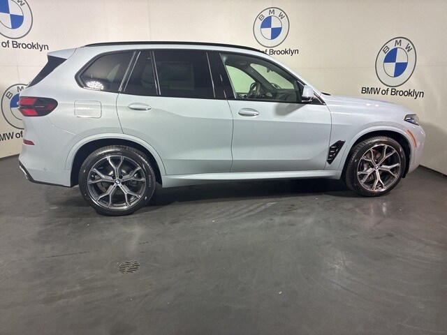 2026 Bmw X5 xDrive40i photo 2
