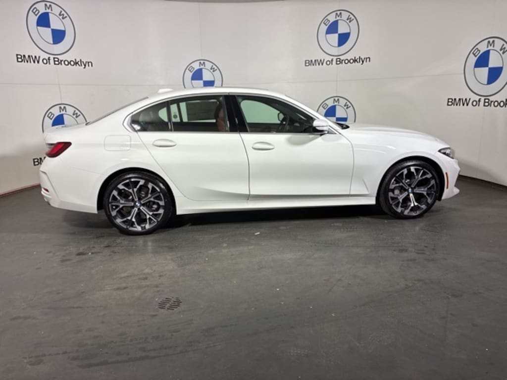New 2026 BMW 330i xDrive Sedan