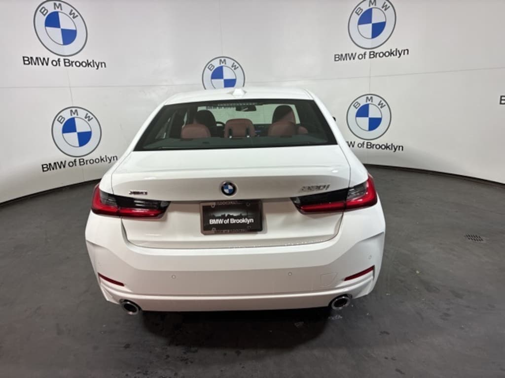 New 2026 BMW 330i xDrive Sedan
