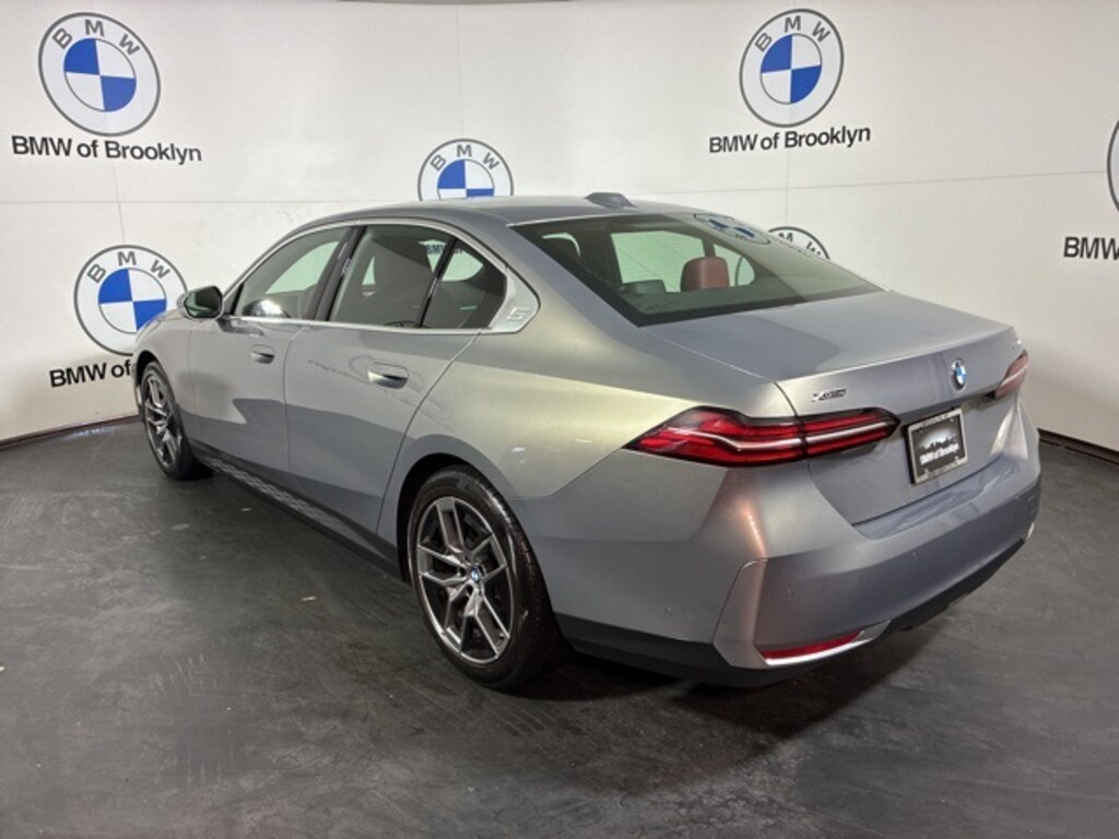 Used 2026 BMW 530i xDrive Sedan