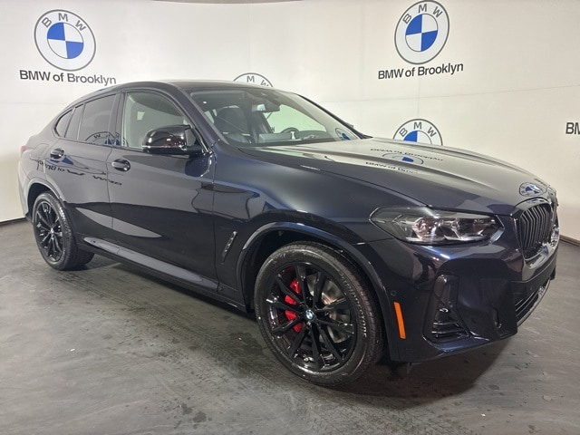 2025 BMW X4 SUV 